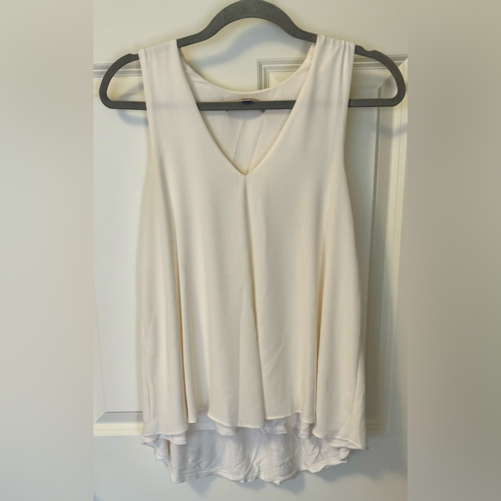 LOFT Flowy Tank Top - Picture 1 of 3